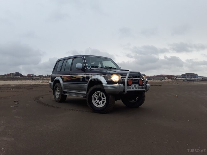 Mitsubishi Pajero 1997, 139,000 km - 2.8 l - Sumqayıt