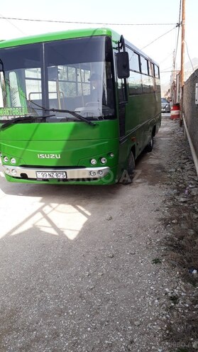 Isuzu  2008, 275,000 km - 4.3 l - Bakı