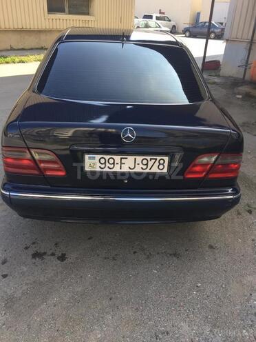 Mercedes E 270 2000, 345,233 km - 2.7 л - Bakı