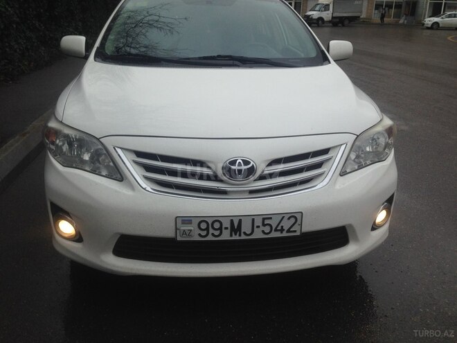 Toyota Corolla 2012, 107,000 km - 1.8 l - Bakı