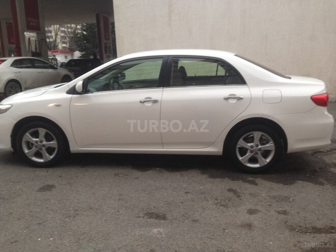 Toyota Corolla 2012, 107,000 km - 1.8 l - Bakı