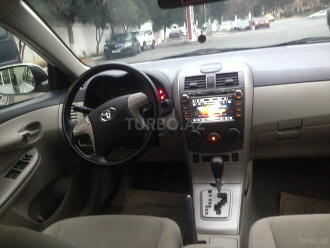 Toyota Corolla 2012, 107,000 km - 1.8 l - Bakı