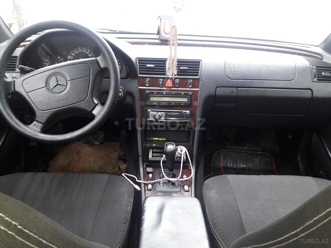 Mercedes C 230 1997, 235,000 km - 2.3 l - Zərdab