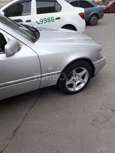 Mercedes C 230 1997, 235,000 km - 2.3 l - Zərdab