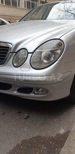 Mercedes E 240 2002, 332,000 km - 2.6 л - Bakı