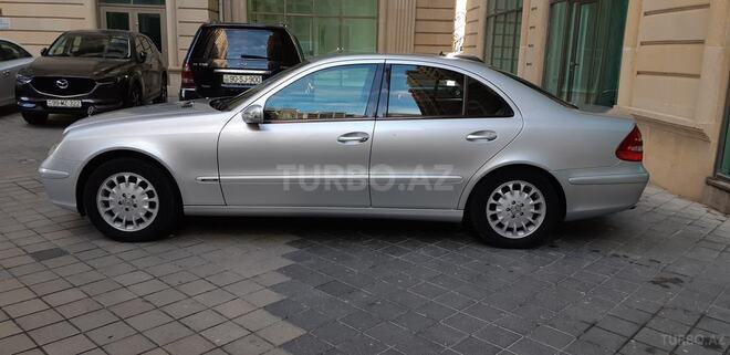 Mercedes E 240 2002, 332,000 km - 2.6 л - Bakı