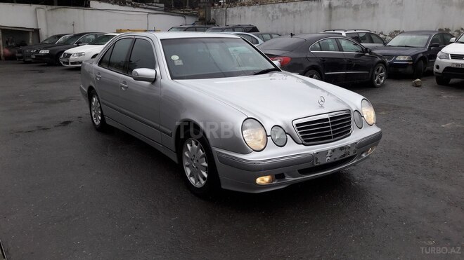 Mercedes E 270 2001, 234,581 km - 2.7 л - Bakı