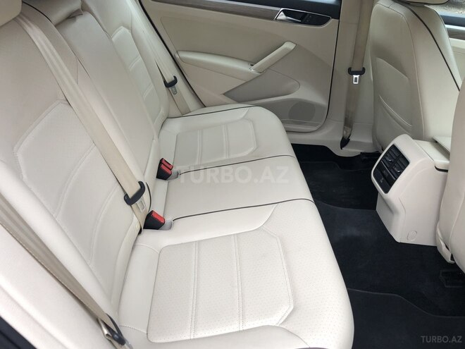 Volkswagen Passat 2016, 22,000 km - 1.8 l - Bakı