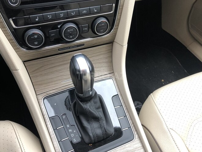 Volkswagen Passat 2016, 22,000 km - 1.8 l - Bakı
