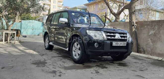 Mitsubishi Pajero 2008, 165,000 km - 3.0 l - Bakı