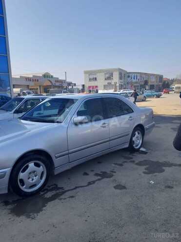 Mercedes E 220 1999, 440,000 km - 2.2 л - Lənkəran
