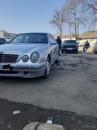 Mercedes E 220 1999, 440,000 km - 2.2 л - Lənkəran