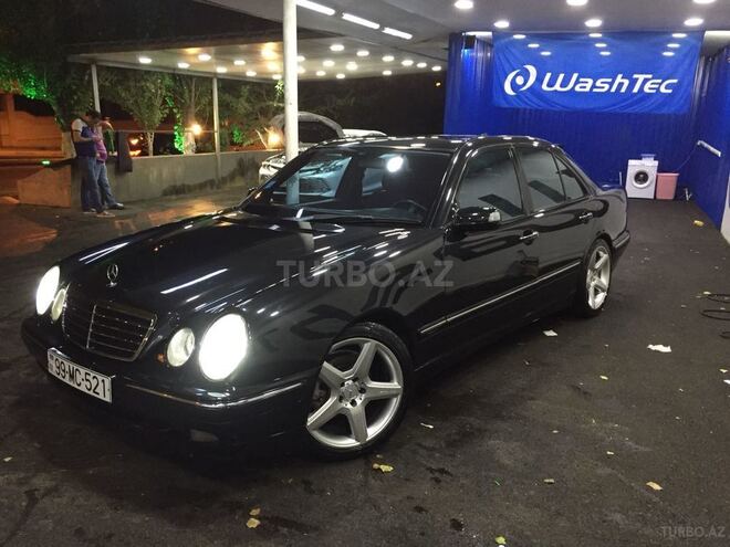 Mercedes E 240 1999, 298,000 km - 2.4 l - Bakı