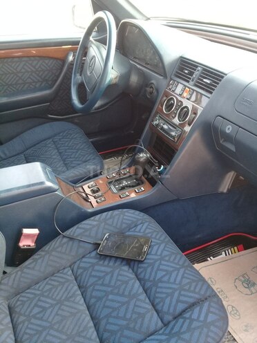 Mercedes C 180 1995, 120,000 km - 0.2 l - Bakı