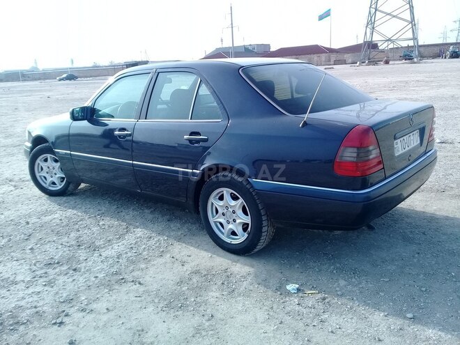 Mercedes C 180 1995, 120,000 km - 0.2 l - Bakı
