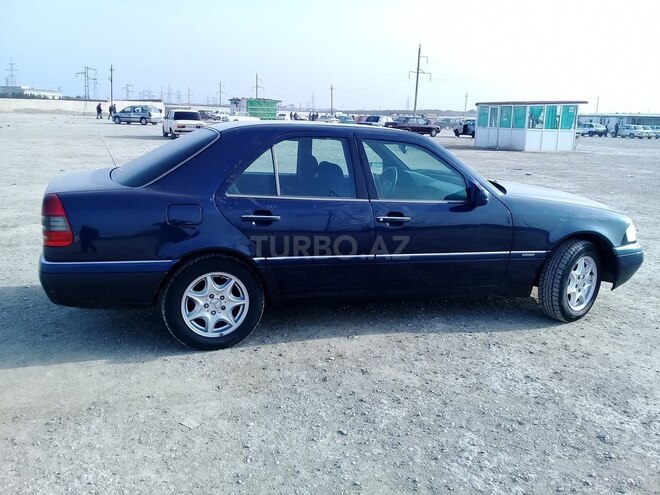 Mercedes C 180 1995, 120,000 km - 0.2 l - Bakı