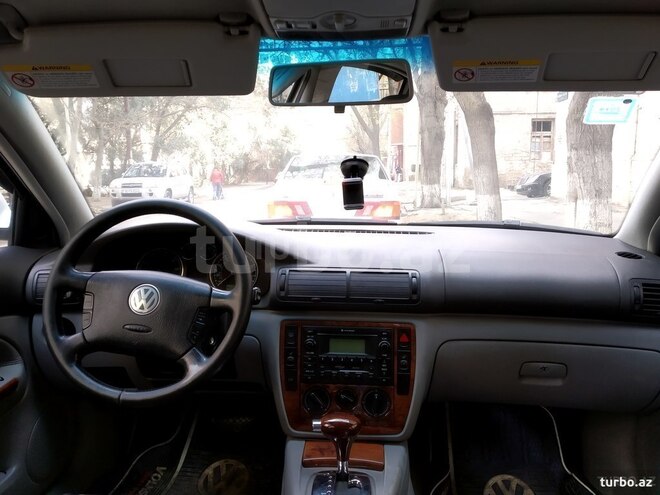Volkswagen Passat 2003, 220,000 km - 1.8 l - Gəncə