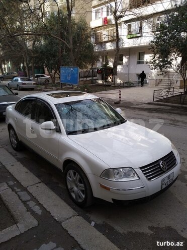 Volkswagen Passat 2003, 220,000 km - 1.8 l - Gəncə