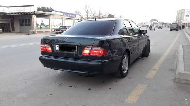 Mercedes E 200 2001, 210,000 km - 2.0 л - Xaçmaz