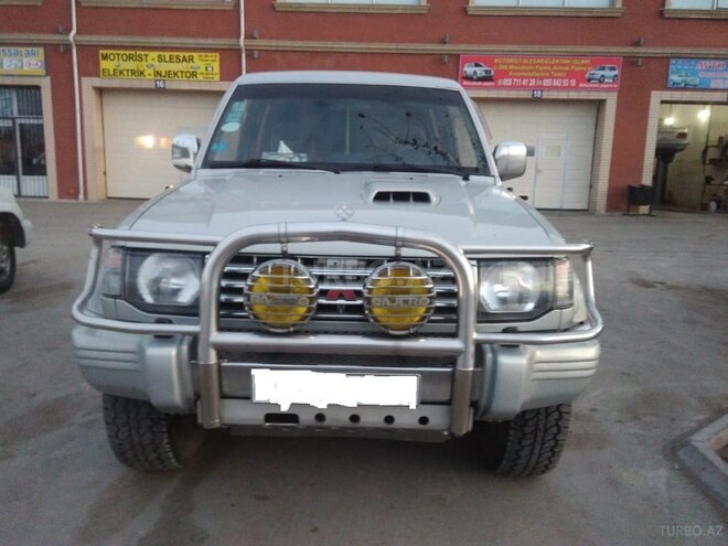 Mitsubishi Pajero 1995, 285,000 km - 2.8 л - Bakı