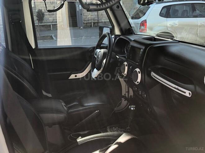 Jeep Wrangler 2014, 118,000 km - 3.6 л - Sumqayıt