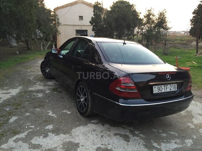 Mercedes E 220 2004, 333,333 km - 2.2 l - Bakı