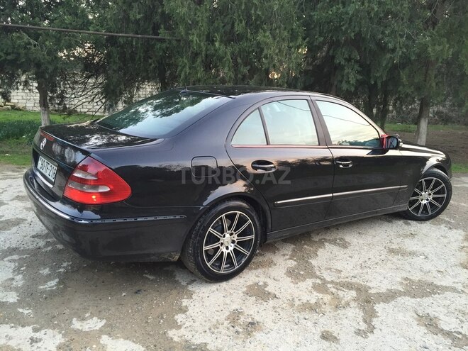 Mercedes E 220 2004, 333,333 km - 2.2 l - Bakı