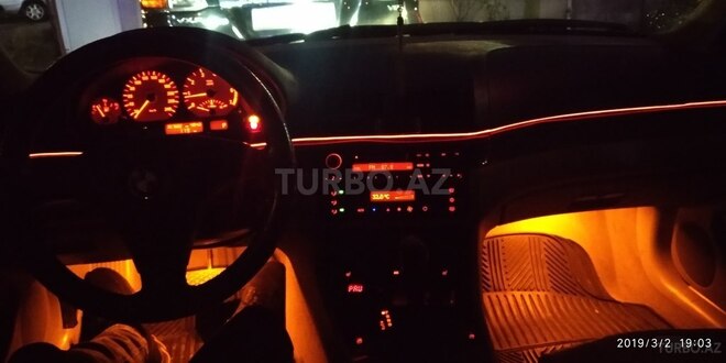 BMW 323 1998, 3,000 km - 0.3 л - Sumqayıt