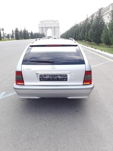 Mercedes C 180 1997, 244,000 km - 2.0 l - Gəncə