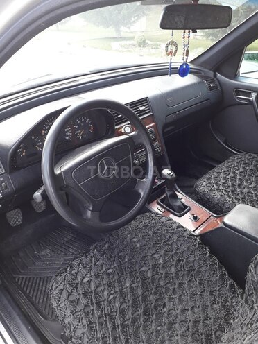 Mercedes C 180 1997, 244,000 km - 2.0 l - Gəncə