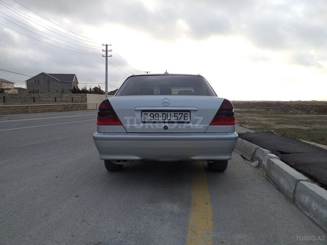 Mercedes C 200 1999, 420,000 km - 2.0 l - Bakı