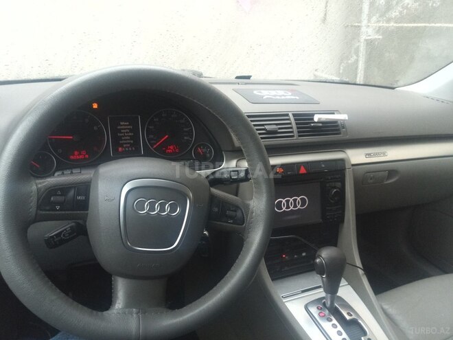 Audi A4 2005, 295,000 km - 2.0 l - Bakı