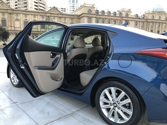 Hyundai Elantra 2014, 40,000 km - 1.8 l - Bakı