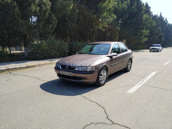 Opel Vectra 1998, 198,000 km - 1.8 l - Sumqayıt