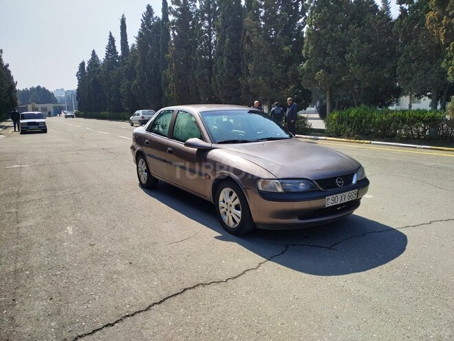 Opel Vectra 1998, 198,000 km - 1.8 l - Sumqayıt