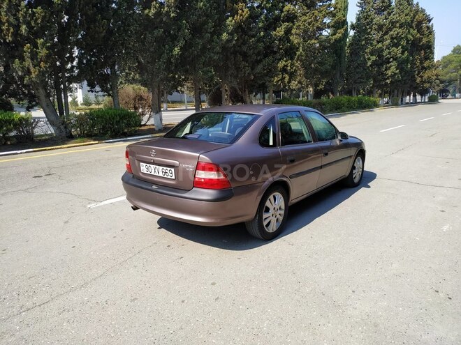 Opel Vectra 1998, 198,000 km - 1.8 l - Sumqayıt