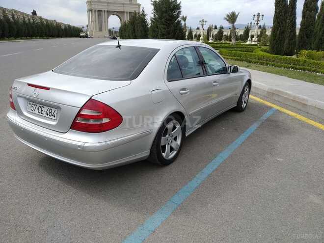 Mercedes E 240 2004, 267,580 km - 2.4 l - Gəncə