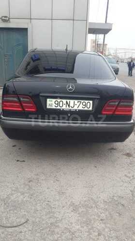 Mercedes E 280 1999, 355,600 km - 2.8 l - Bakı