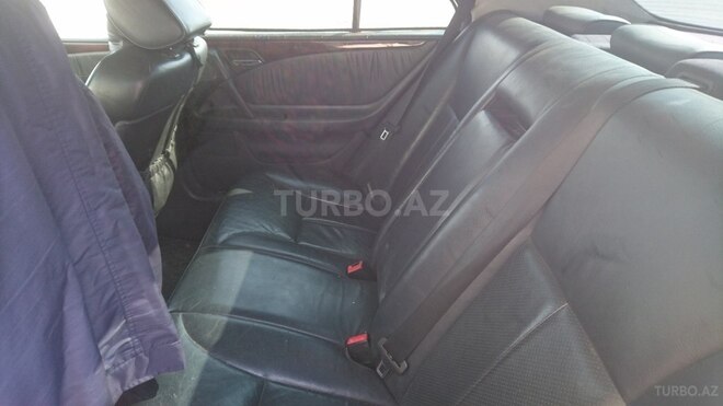Mercedes E 280 1999, 355,600 km - 2.8 l - Bakı