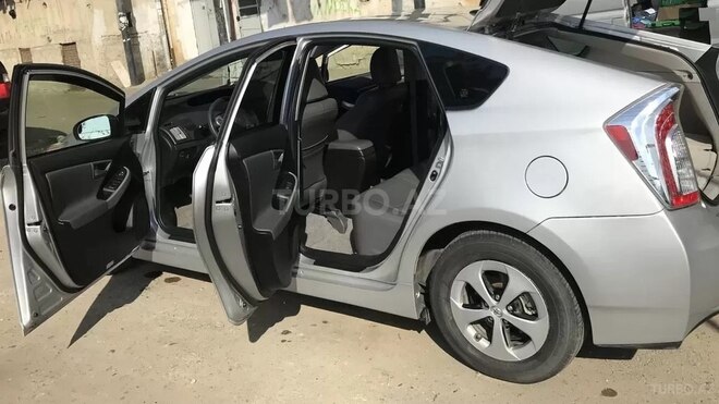 Toyota Prius 2014, 107,000 km - 1.8 l - Ağdam