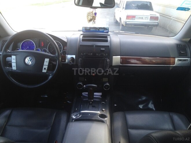 Volkswagen Touareg 2003, 291,800 km - 3.2 l - İmişli