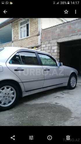 Mercedes C 220 1995, 345,000 km - 2.2 л - Yevlax