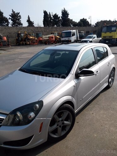 Opel Astra 2008, 107,000 km - 1.8 л - Bakı