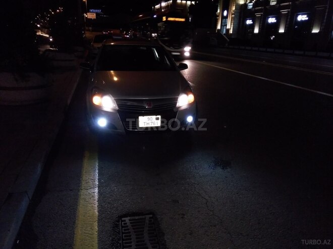 Opel Astra 2008, 107,000 km - 1.8 л - Bakı