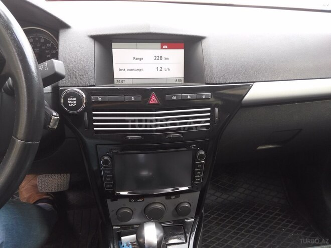 Opel Astra 2008, 107,000 km - 1.8 л - Bakı
