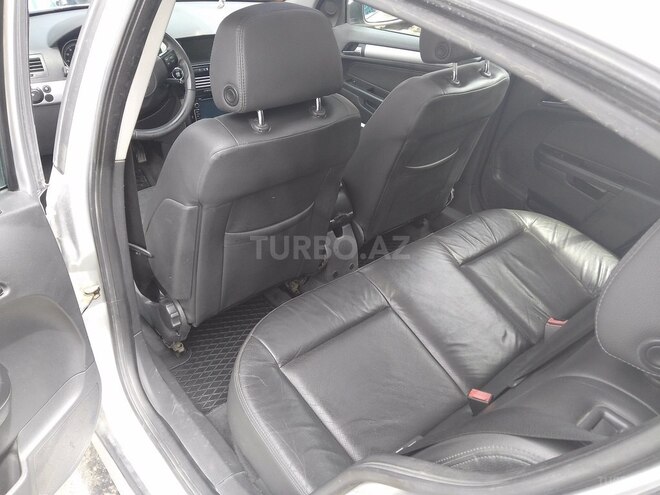 Opel Astra 2008, 107,000 km - 1.8 л - Bakı