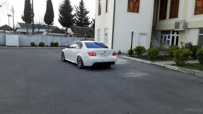BMW 530 2004, 147,000 km - 3.0 l - Zaqatala