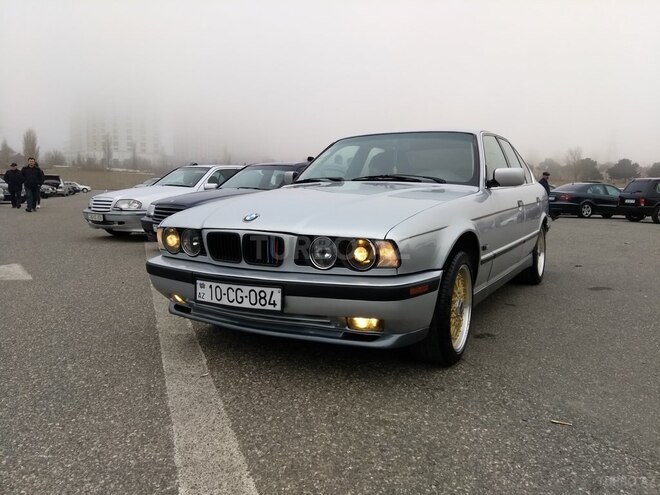 BMW 528 1994, 320,000 km - 2.8 l - Bakı