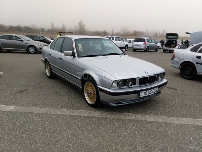 BMW 528 1994, 320,000 km - 2.8 l - Bakı