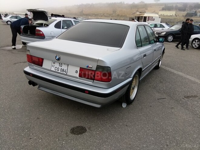 BMW 528 1994, 320,000 km - 2.8 l - Bakı